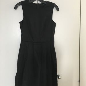 Little black dress Theory